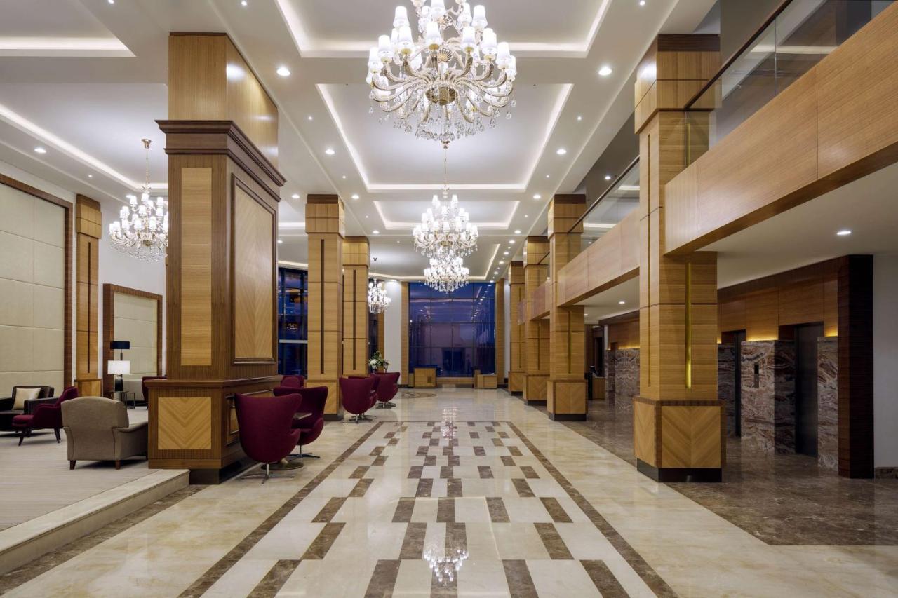 Radisson Blu Hotel, Buraidah Bagian luar foto