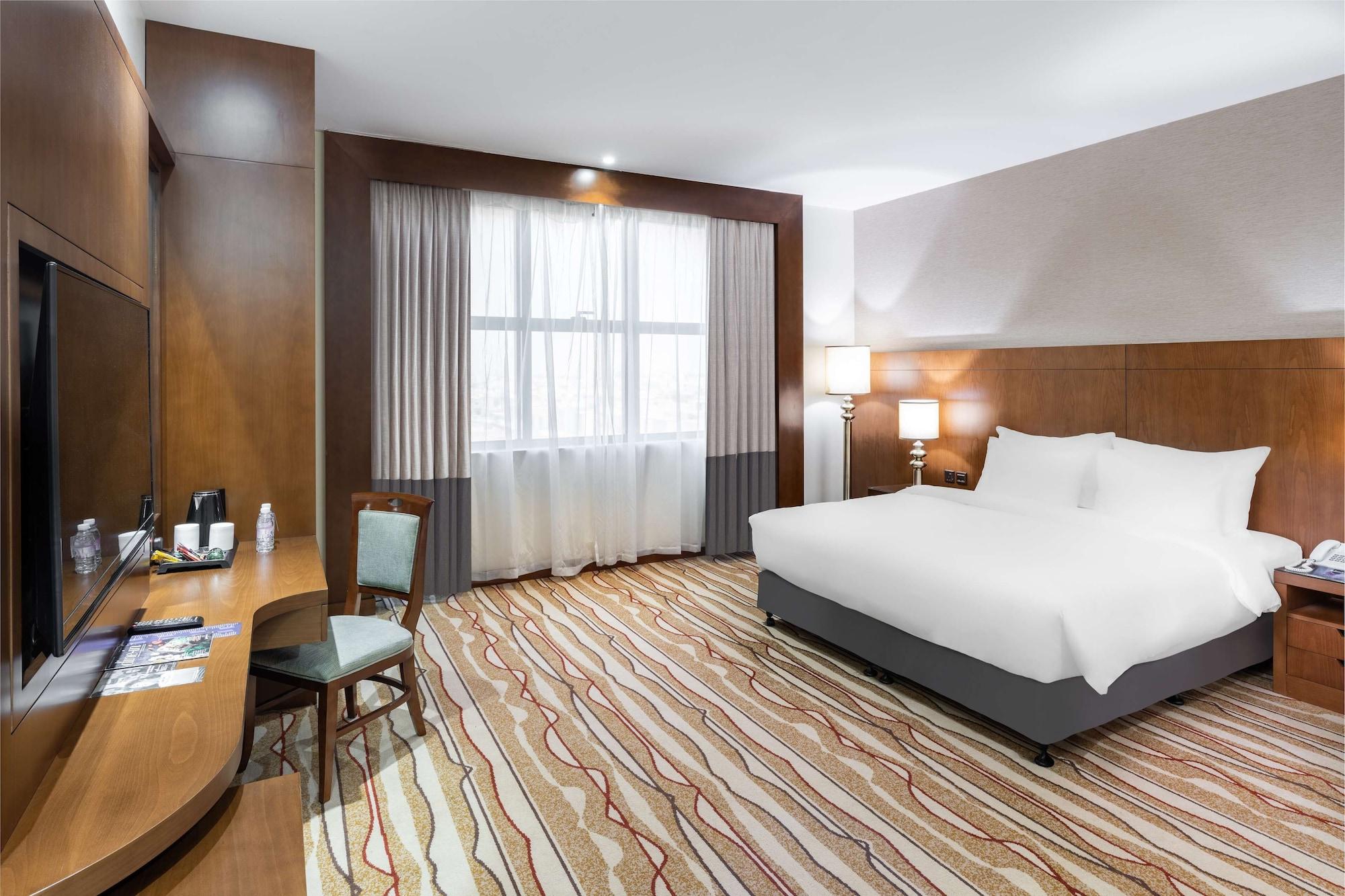 Radisson Blu Hotel, Buraidah Bagian luar foto