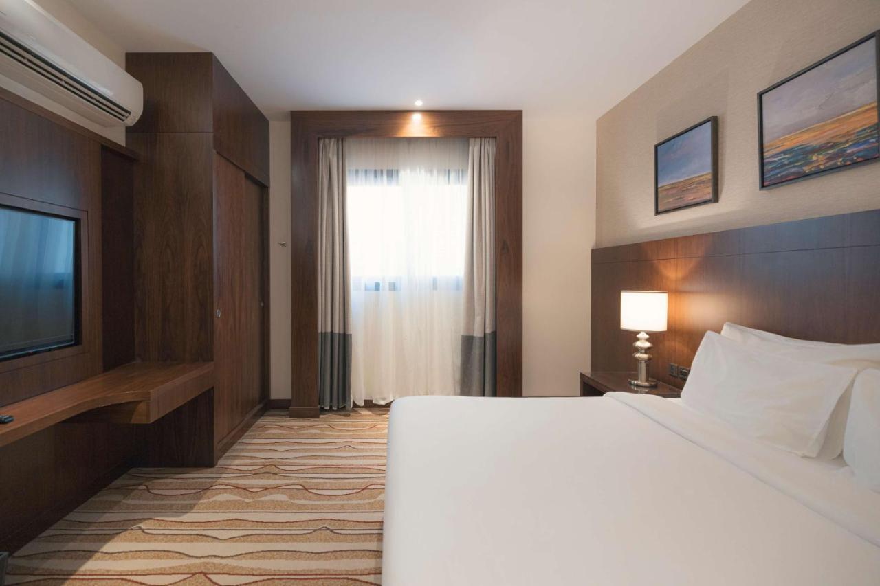Radisson Blu Hotel, Buraidah Bagian luar foto