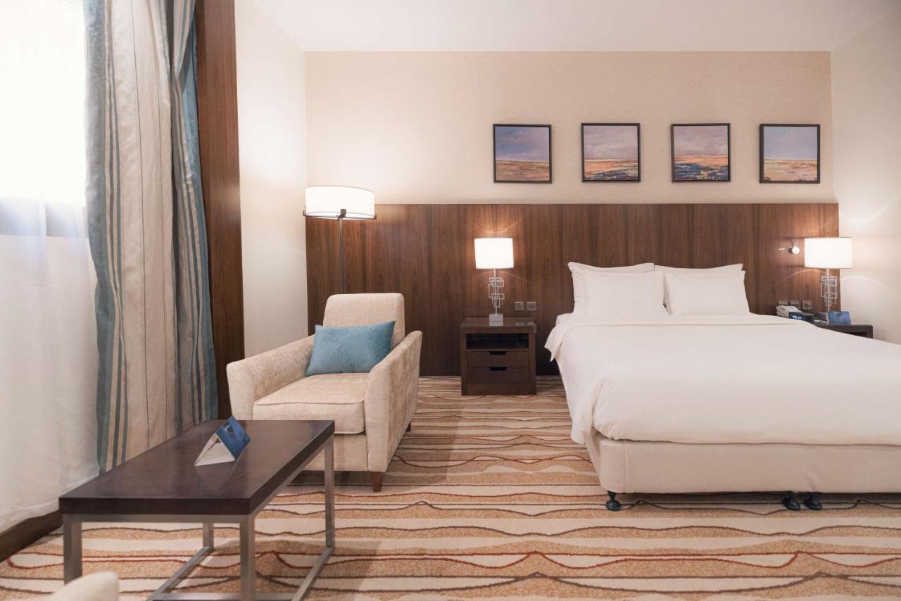Radisson Blu Hotel, Buraidah Bagian luar foto
